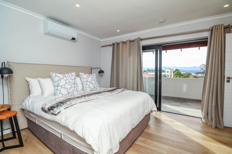 3 Bedroom Property for Sale in Bowtie Western Cape